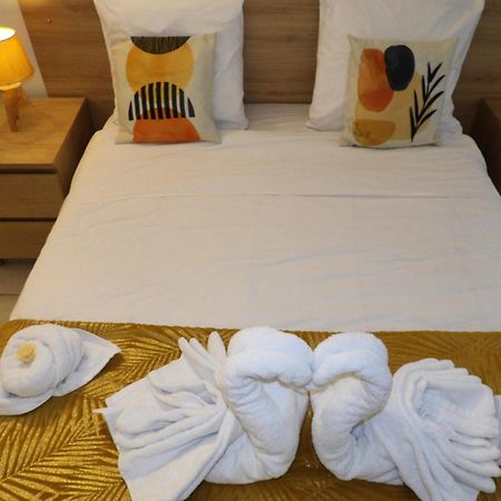 Le Cosy Wiener *Paris*Gare A 300 M*Disneyland* Champs-Sur-Marne Eksteriør bilde